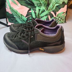 Dansko vibram paisley shoes size 39